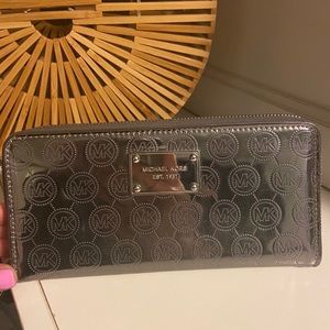 Michael Kors silver zip wallet